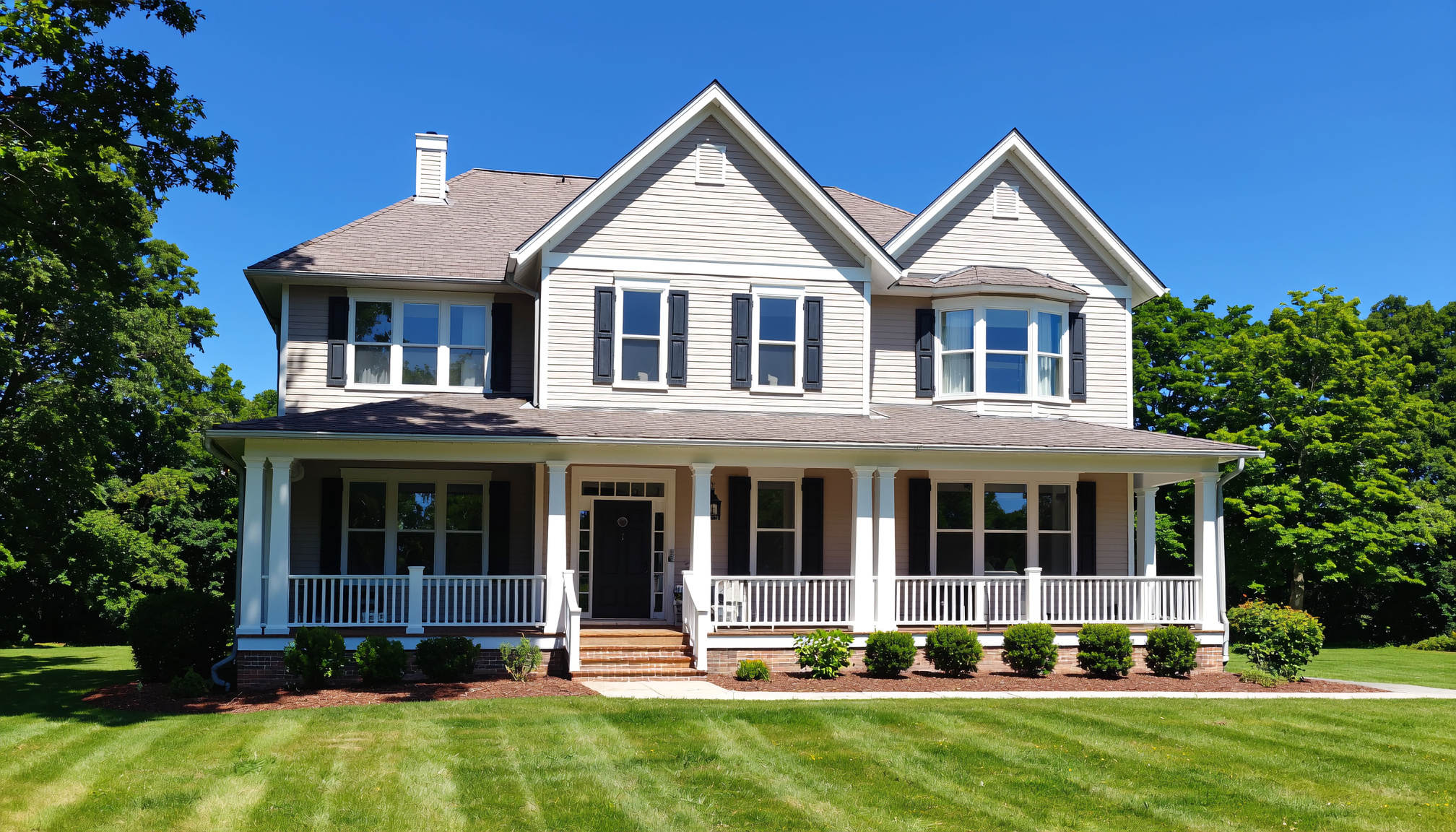 Rochelle, NY with seamless rain gutters